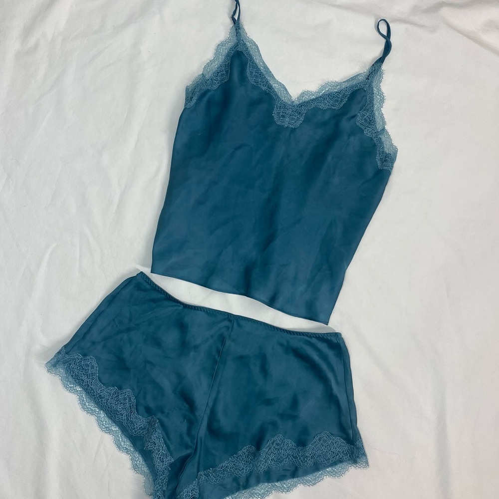 Victoria Secret Lace Pyjama Matching Sleep Set Cami + Shorts Size Medium